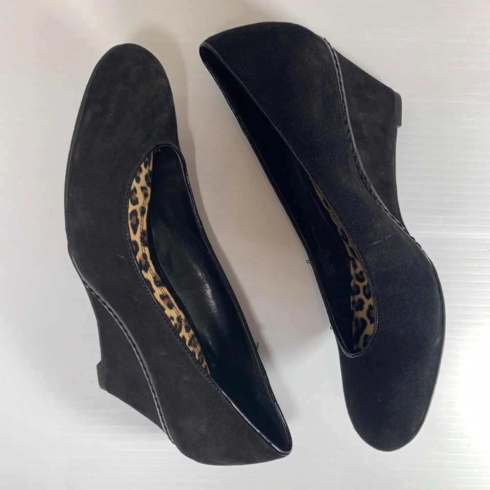 Franco‎ Sarto Zeus Suede Wedge